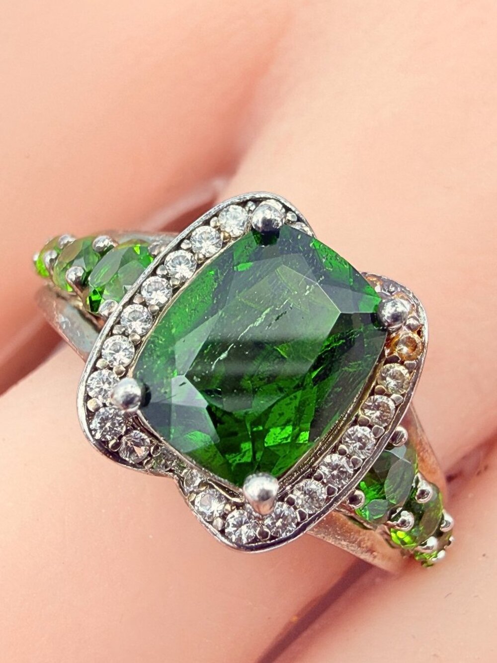 Contemporary Marked Sterling Silver Cushion Cut Green Tourmaline Ring Sz 10
